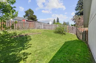 3909 SW Wilbard St, Portland, OR 97219 - Photo 29