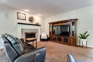 39125 Easton Ln, Springfield, OR 97478 - Photo 17