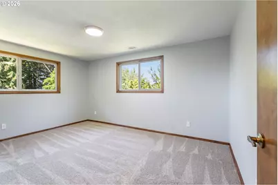 1105 SW 10th Dr, Gresham, OR 97080 - Photo 35
