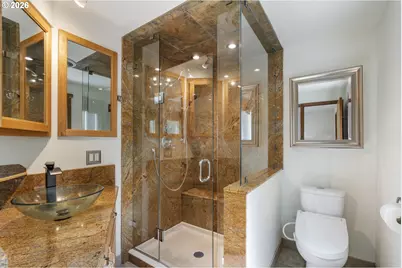 1105 SW 10th Dr, Gresham, OR 97080 - Photo 17