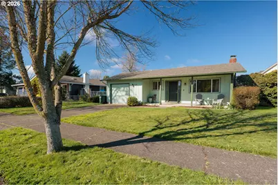 992 Candlelight Dr, Eugene, OR 97402 - Photo 5