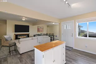 259 S Pacific St, Rockaway Beach, OR 97136 - Photo 7