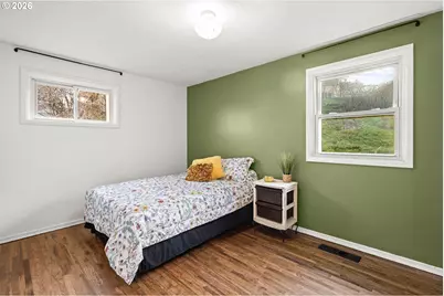 715 SW 27th St, Pendleton, OR 97801 - Photo 21