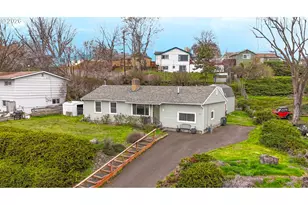 715 SW 27th St, Pendleton, OR 97801 - Photo 1