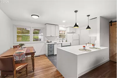 715 SW 27th St, Pendleton, OR 97801 - Photo 9