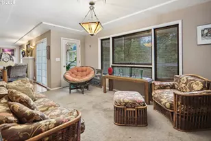 13085 SW 124th Ave, Tigard, OR 97223 - Photo 7