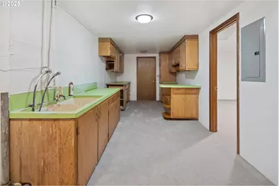 13085 SW 124th Ave, Tigard, OR 97223 - Photo 21