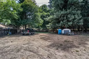 1313 N Old Pacific Hwy, Myrtle Creek, OR 97457 - Photo 39