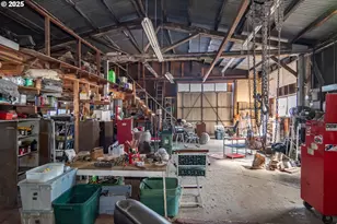 1313 N Old Pacific Hwy, Myrtle Creek, OR 97457 - Photo 33