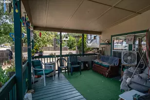 1313 N Old Pacific Hwy, Myrtle Creek, OR 97457 - Photo 27