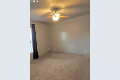 1415 S Bertelsen Rd #143, Eugene, OR 97402 - Photo 7