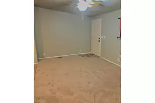 1415 S Bertelsen Rd, Eugene, OR 97402 - Photo 3