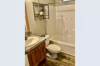 1415 S Bertelsen Rd #143, Eugene, OR 97402 - Photo 9