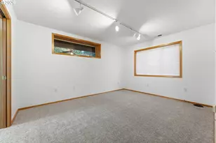 5401 E Ridge St, Salem, OR 97306 - Photo 23