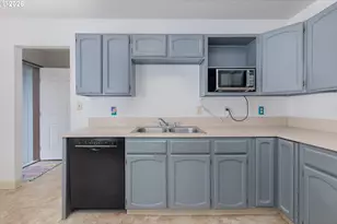 906/916 NE Douglas St, Newport, OR 97365 - Photo 21