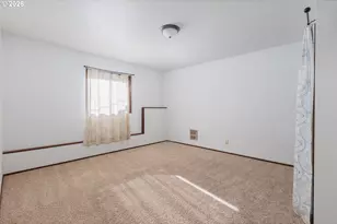 906/916 NE Douglas St, Newport, OR 97365 - Photo 33