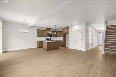 4655 SE Steelhead Ct, Hillsboro, OR 97123 - Photo 11