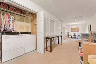 1005 SW 4th St, Gresham, OR 97080 - Photo 35