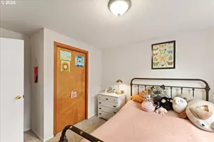 1005 SW 4th St, Gresham, OR 97080 - Photo 23