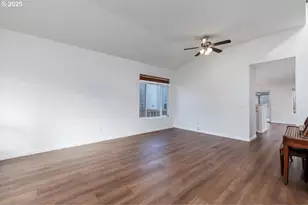 16225 SW Palermo Ln, Portland, OR 97223 - Photo 7