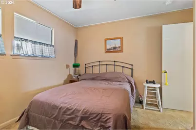 10810 NE San Rafael St, Portland, OR 97220 - Photo 17