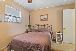 10810 NE San Rafael St, Portland, OR 97220 - Photo 17