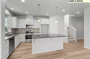 1017 NE Sagebrush Dr, Estacada, OR 97023 - Photo 3