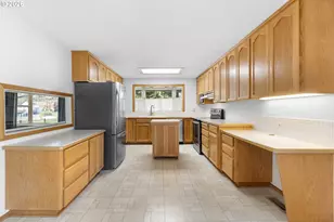 4026 SE Washington St, Milwaukie, OR 97222 - Photo 9