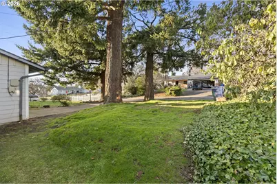 4026 SE Washington St, Milwaukie, OR 97222 - Photo 37