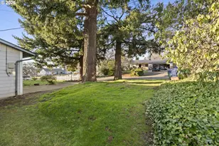 4026 SE Washington St, Milwaukie, OR 97222 - Photo 37