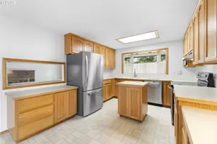 4026 SE Washington St, Milwaukie, OR 97222 - Photo 11