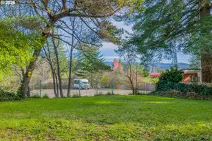 1594 N Hemlock St, Coquille, OR 97423 - Photo 33