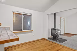 1594 N Hemlock St, Coquille, OR 97423 - Photo 11