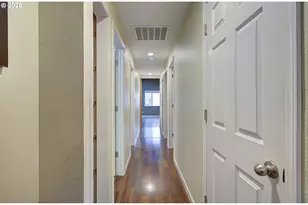 17 NE 12th St, Battle Ground, WA 98604 - Photo 13