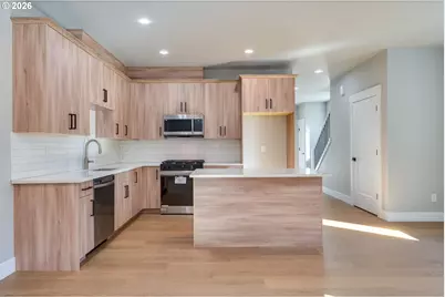 43 NE 87th Ave, Portland, OR 97220 - Photo 9