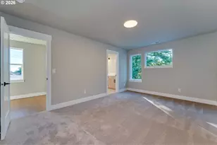 43 NE 87th Ave, Portland, OR 97220 - Photo 25