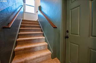 2615 3rd St, Springfield, OR 97477 - Photo 33