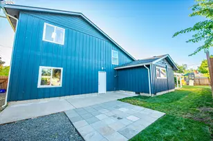 2615 3rd St, Springfield, OR 97477 - Photo 43