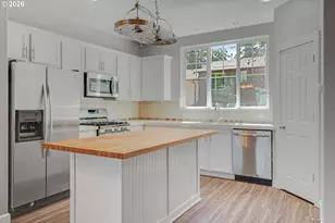 15495 SW Cobalt Ln, Beaverton, OR 97007 - Photo 9