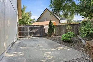 196 S 72nd St, Springfield, OR 97478 - Photo 31