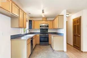 196 S 72nd St, Springfield, OR 97478 - Photo 13