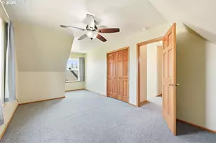 196 S 72nd St, Springfield, OR 97478 - Photo 25