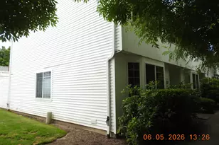6201 SW 130th Ave, Beaverton, OR 97008 - Photo 3