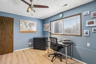10015 NW 17th Ave, Vancouver, WA 98685 - Photo 17