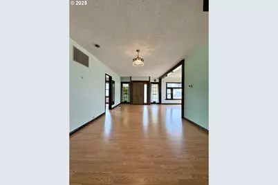 1050 Elm St, Baker City, OR 97814 - Photo 3