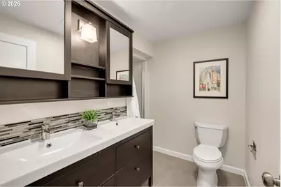 8332 SW Davies Ct, Portland, OR 97223 - Photo 17