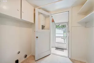 3057 Pennsylvania St, Longview, WA 98632 - Photo 9