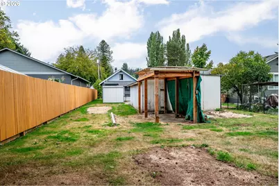 3057 Pennsylvania St, Longview, WA 98632 - Photo 17