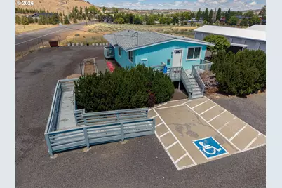 476 SW J St, Madras, OR 97741 - Photo 15