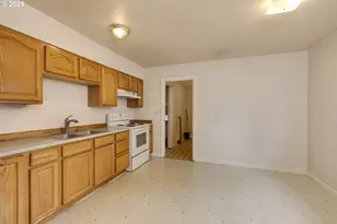 3030 Doughton St, Salem, OR 97302 - Photo 9